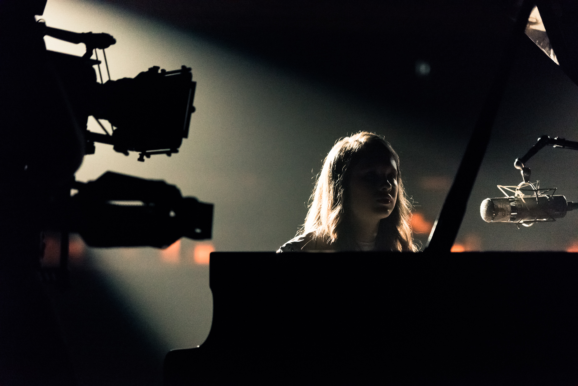 Commercial-Austin-Music-Photographers-Madison-Mcwilliams-Behind-the-Scenes-Video-Camera-Piano-Performance